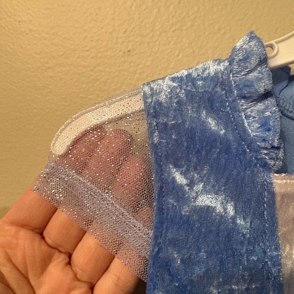 Disney Frozen II Elsa Nightgown | Blue Sparkle Sleep Dress (5T) - Picture 6 of 9